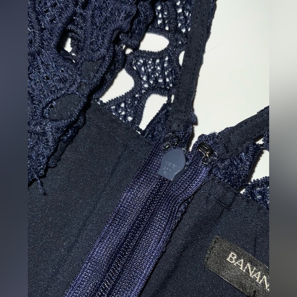 NWT Banana Republic Factory Store Casual Dress Lace Embroidery Dark blue
Size 8 - Picture 10 of 11
